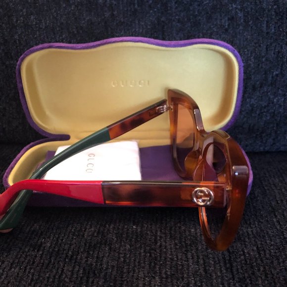 AUTHENTIC GUCCI 53MM CAT EYE SUNGLASSES NWOT*SOLD* - Picture 4 of 10